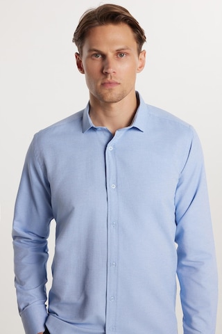 Tudors Modern Slim Fit Pamuklu Kolay Ütü Armürlü Erkek Gömlek-33179 Mavi