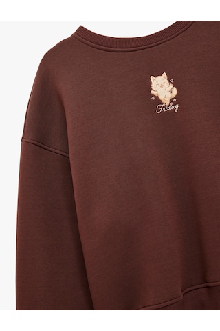 Koton Bisiklet Yaka Uzun Kollu Kedi Nakışlı Oversize Sweatshirt Kahverengi 6wal10494ık Kahve