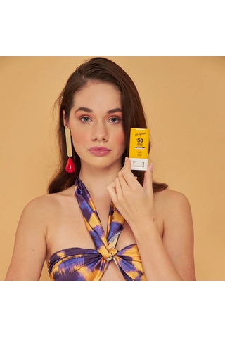 Eda Taşpınar Invisible Yüz Güneş Korucu Stick SPF50+ 20 G