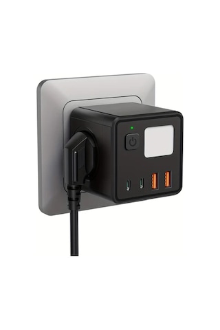 Motion003 8'li 1 Eu Güç Çubuğu Siyah 3 Usb 2 Tip-c Girişi Gece Işığı Kompakt Tasarım