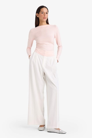 Defacto Slim Fit Dar Kesim Kayık Yaka Uzun Kollu Tişört F9029ax26sppn447 Pembe-pn447