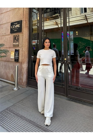 Beyaz Modal Likralı Bisiklet Yaka Takım Beyaz