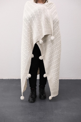 Biocotton Triko Ponponlu Örgü Tv Battaniyesi - Krem