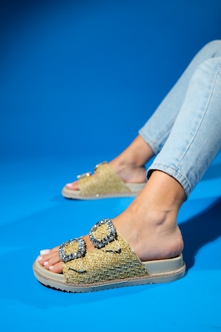 Luvishoes Dungeon Bej Hasır Çift Bantlı Taş Tokalı Kadın Terlik Bej