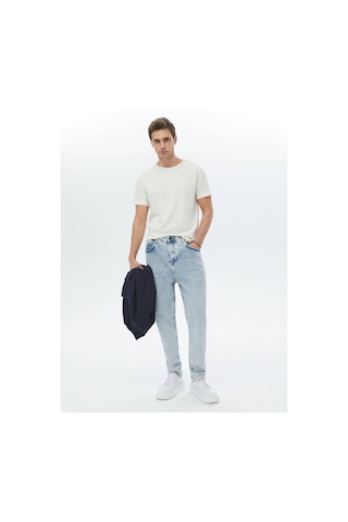 Kip Açık Mavi Carrot Fit Denim %100 Pamuk Pantolon Çok Renkli