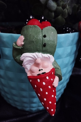 Boyalı Üçlü Noel Baba Teraryum Obje Saksı Süsü Dekoratif Obje 3 Adet