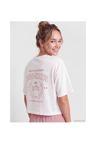 LC Waikiki Alıta Cıty Farkıyla Lcw Young Kırmızı Penye Baskılı Kısa Kollu Kadın Pijama Takım Kirmizi - 929503400 Kirmizi