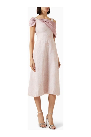 Eegen Studio Off Shoulder Toplu Midi Elbise - Şık, Fitted Bel Ve A - Line Etek Tasarımı İle Pembe