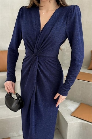 Neşeli Butik Kadın Mavi Anvelop Büzgülü Simli Premium Midi Elbise Nbelb08 Mavi
