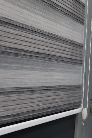 Bambu Pliseli Zebra Stor Perde Antrasit Gümüş Gri Ev Ofis Mutfak Çocuk Odası Salon Perdesi Mz-7504 Antrasit Gri