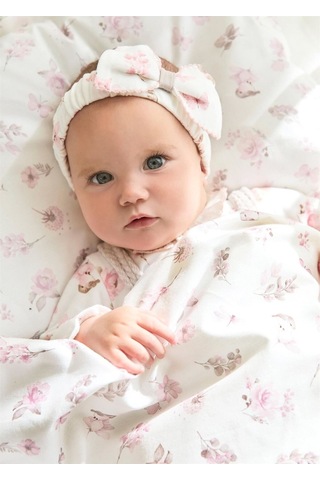 Kız Bebek Baskılı Gazlı Bez Krem 9480