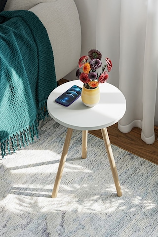 İntergo Yuvarlak Ahşap Ayaklı Tekli Zigon Yan Sehpa Beyaz