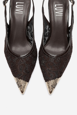 Luvi Shoes Clem Kahverengi Dantel Detaylı Altın Burunlu Kadın Topuklu Ayakkabı