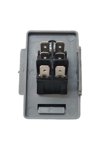 4 Ayaklı Akülü Araba Yaylı Pedal İçi Anahtar 1361