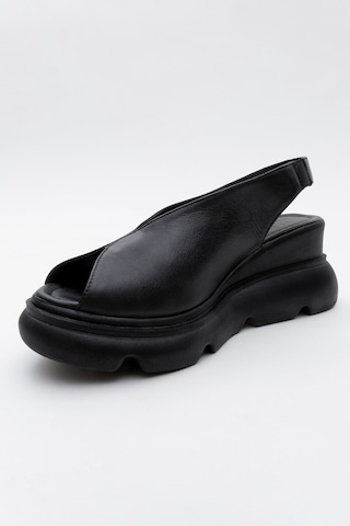 Luvishoes Sam Siyah Cilt Hakiki Deri Kadın Dolgu Topuk Sandalet Siyah Deri