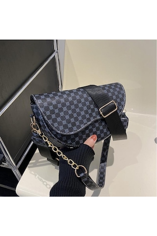 Siyah Yogodlns Kadın Eyer Omuzdan Askili Çanta Taşınabilir Kadın Debriyaj Çanta Çanta Crossbody Çanta Moda Bayanlar Küçük Postacı Çantası Siyah