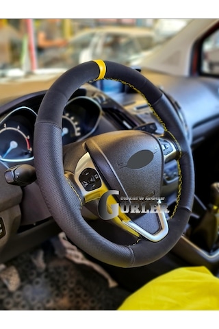 Fort Focus 3 Uyumlu Dikmeli Direksiyon Kılıfı Noktalı-Alkantara Sarı Yüzüklü