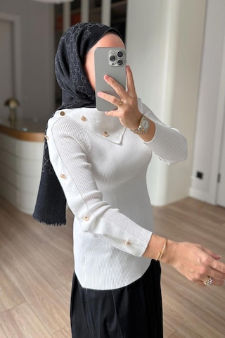 Kahijab Asimetrik Yaka Truvakar Kol Triko Bluz - Beyaz