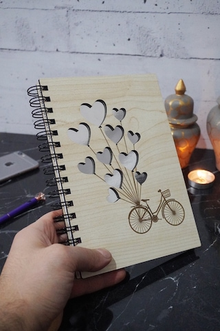 Bisikletli Balon Desen Ahşap Defter - Çizgisiz Defter Ahşap Rengi Banu Bej A5 Spiralli Defter