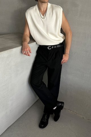 Erkek V Yaka Oversize Süveter Ekru