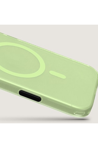 Apple Uyumlu iPhone 17 Kılıf M-safe Şarj Özellikli Benks Lucid Armor Magnetik Kapak Açık Yeşil Açik Yeşil