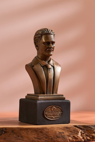 Nazım Hikmet Mermerit Büst Heykel