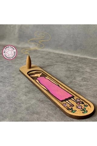Uretti - Pınar 2572 - El Yapımı Pembe Elbiseli Şirin Kız Ahşap Tütsü Kayığı - 5 X 25 Cm