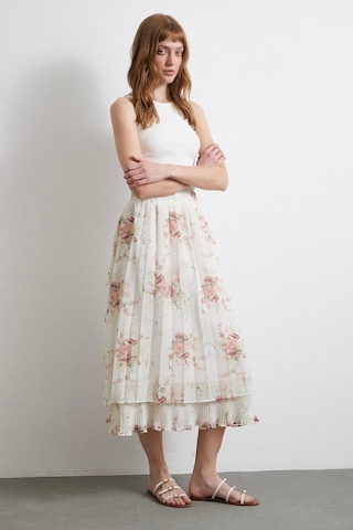 Fırfırlı Piliseli Etek Krem Krem