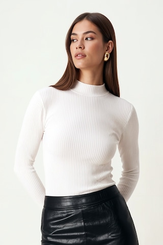 Armonika Kadın Beyaz Uzun Kollu Triko Crop Bluz Arm-26k042011