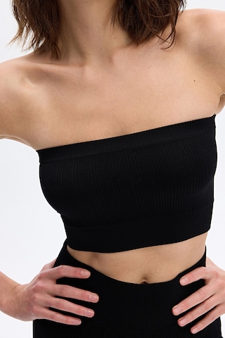 Subtone Dikişsiz Rib Dokulu Straplez Crop Top Siyah