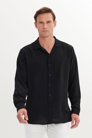 AC&Co / Altınyıldız Classics Erkek Sıyah Comfort Fit Rahat Kesim Hawai Yaka Jakarlı Gömlek Siyah
