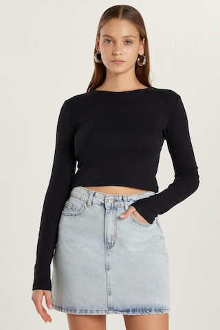 Tudors Kadın Slim Fit Dar Kesim Uzun Kollu Bisiklet Yaka Siyah Bluz-34084 Siyah