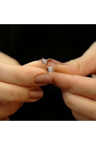 Lova 0.40 Karat Pırlanta Tektaş Küpe - 3040012