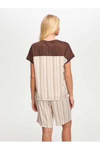 Faik Sönmez Resort Arkası Çizgili Dokuma Garnili V Yaka Tshirt S26tsh115 Us26tsh11583 Kahverengi