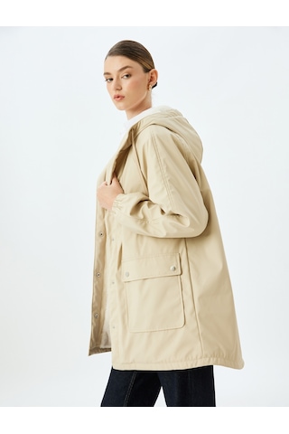 Koton Cepli Çıt Çıt Düğme Kapamalı Cepli İçi Peluş Astarlı Kapüşonlu Oversize Suni Deri Parka Bej 5wak00125ew Ekru
