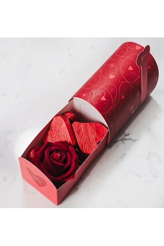 Sevgililer Günü Çikolata Dolu Posta Kutusu