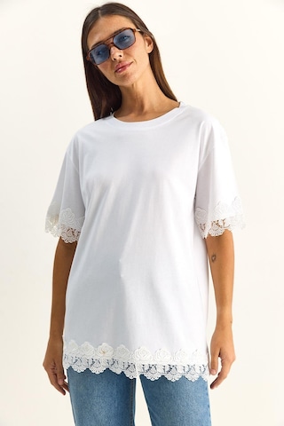 Shade Kadın Bisiklet Yaka Dantel Detaylı Oversize T-shirt 2134 60286120 - Beyaz