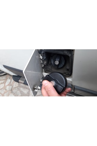 Cıtroen Jumper Yakıt Mazot Depo Kapağı Anahtarlı Kilitli İç Depo Kapağı Anahtar Ve Şifre İçinde Takılıdır Fiat Ducato Ve Peugeot Boxser Aynıdır Kaliteli Yan Sanayi Türk Malıdır