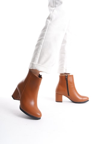 Kadın Liva Düz Topuklu Kısa Bot Taba Deri