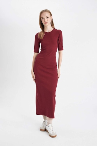 DeFacto Bodycon Vücuda Oturan Bisiklet Yaka Basic Düz Fitilli Kaşkorse Kısa Kollu Maxi Bordo Elbise D8623AX24AUBR248