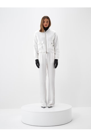 Xint Beyaz İpeksi Saten Oversize Ceket 290503