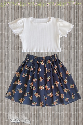 Çocuk Etekli Crop Takım, Çiçekli Lacivert Etek - Ekru Crop Ekru-lacivert Ekru - Lacivert
