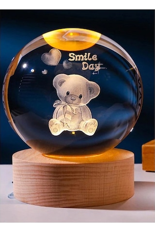 Mobgift Sevimli Ayıcık Tasarımlı Ahşap altlıklı Işıklı Cam Küre Ahşap