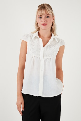 Lela Dantel Detaylı Kısa Kollu Regular Fit Bayan Gömlek 611Go0215 Ekru