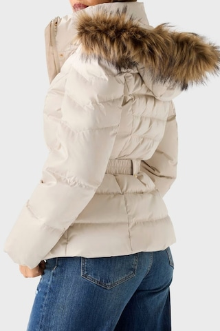 Guess Marina Kapüşonlu Kadın Mont-w6bl38w4087 Krem