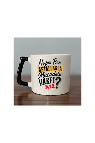 Neyim Ben Aptallarla Mücadele Vakfı Mı Baskılı Siyah Kulplu Prime Kupa - Komik Hediye Bardak Fincan Prime Kupa - Siyah Kulp