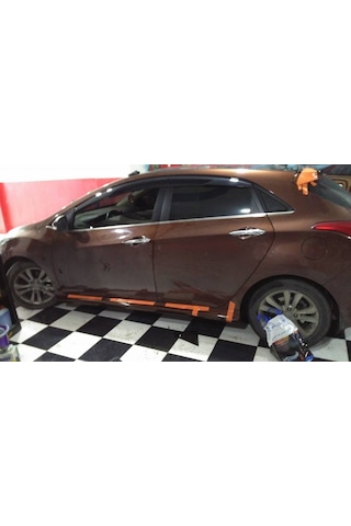 Hyundai i30 (Plastik) Yan Marşpiyel