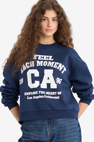 Defacto Regular Fit Bisiklet Yaka Baskılı Sweatshirt E8746ax25wnnv241 Lacivert