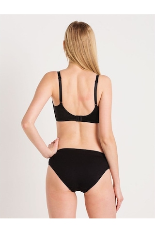 Magic Form 5738 Düz Kumaşlı İnce Süngerli Büyük Beden Toparlayıcı Sütyen - Siyah Siyah