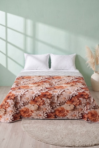 Krem Karamel 5d Çok Amaçlı Çift Kişilik Baskılı Pike & Yatak Örtüsü 200x220 Cm Çok Renkli